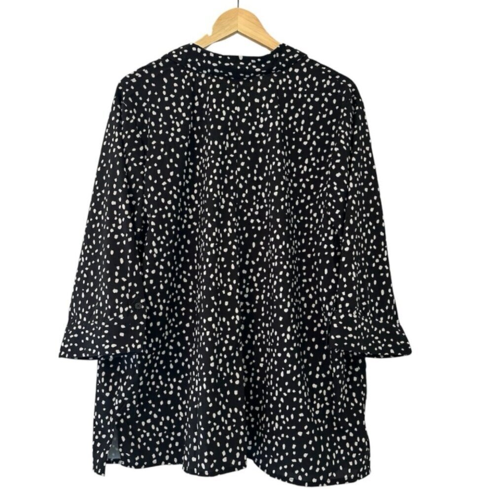 Catherines Women's 1X PLUS Black & White Button Collared Career Casual Blouse - Picture 3 of 7